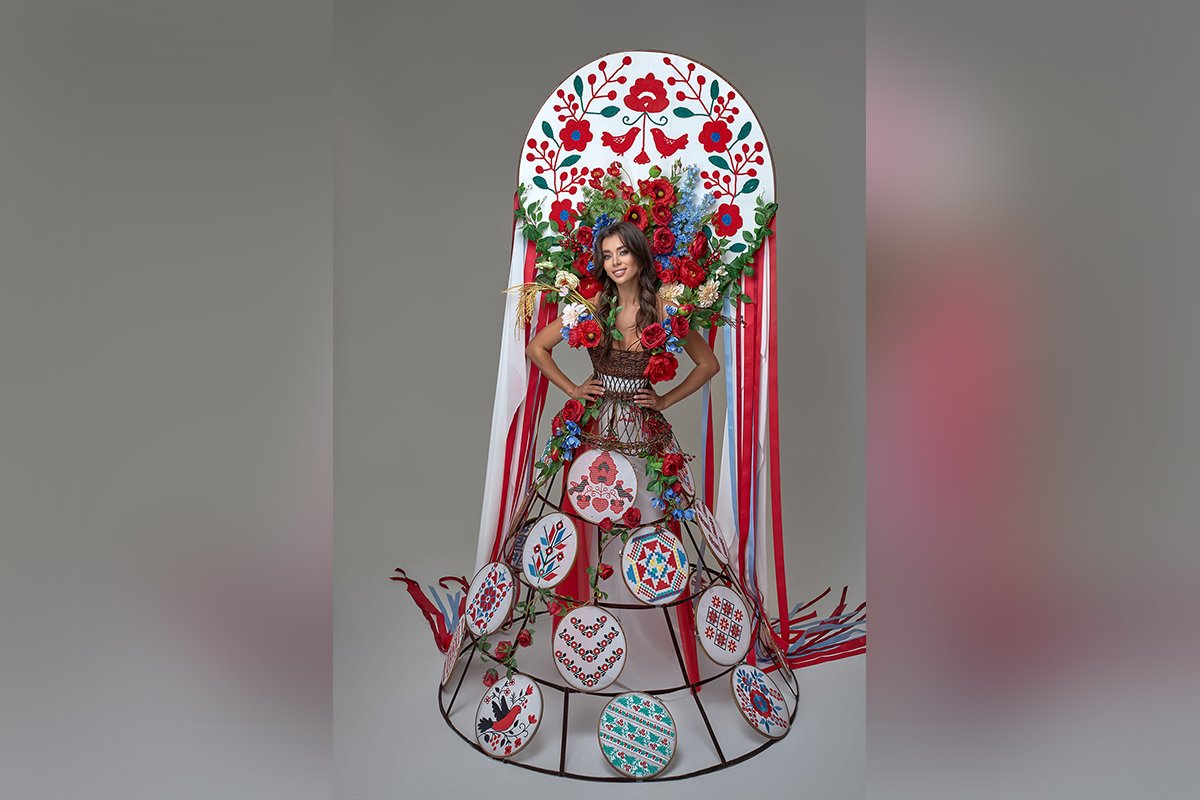 Национальный костюм Анны на конкурс Национальный костюм Анны на конкурс