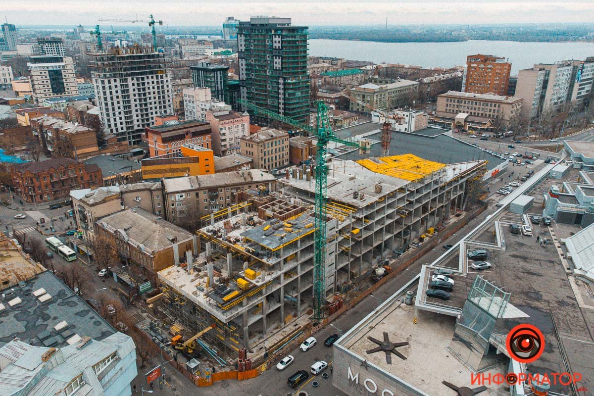 Словно строится новый "Титаник"