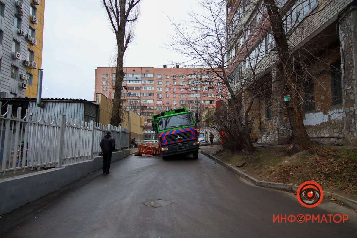 Асфальт устал Асфальт устал