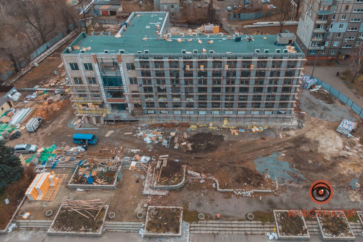 Работа кипит