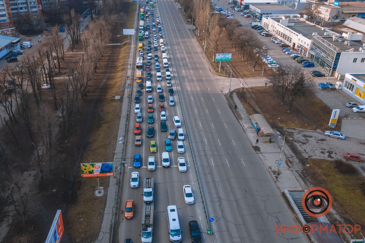 Новая остановка транспорта на Запорожском шоссе Новая остановка транспорта на Запорожском шоссе