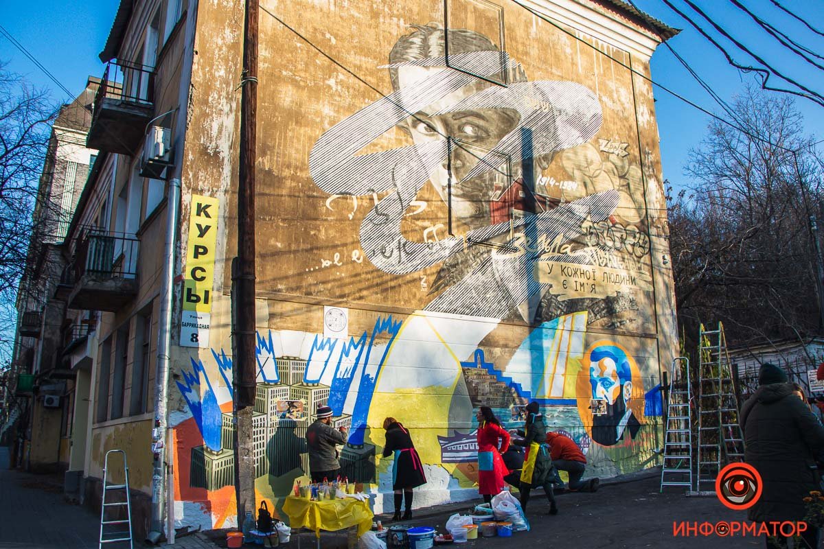 Двойной мурал на Баррикадной Двойной мурал на Баррикадной