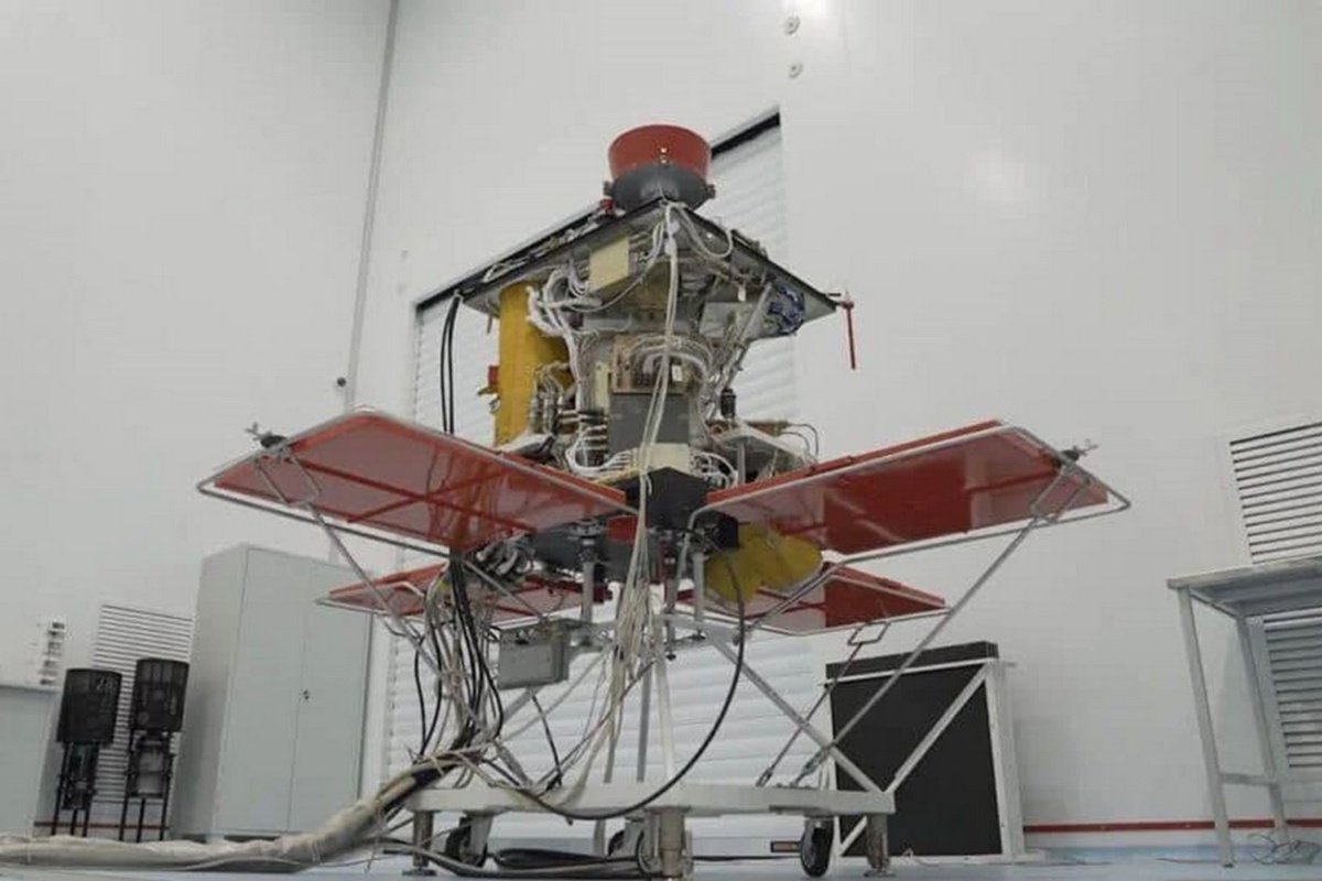 Спутник «Сич-2-30», сделанный в Днепре, отправили в США Спутник «Сич-2-30», сделанный в Днепре, отправили в США