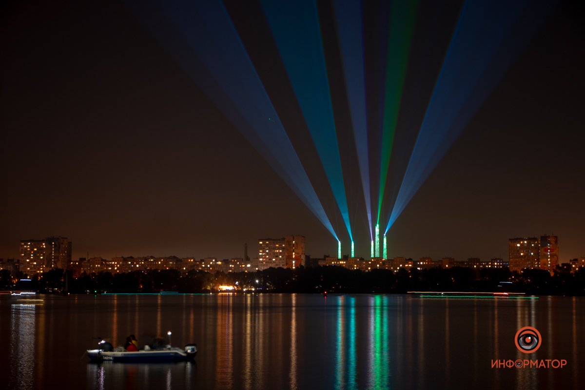 Арт-объект Dnipro Light Flower получил всемирное признание Арт-объект Dnipro Light Flower получил всемирное признание