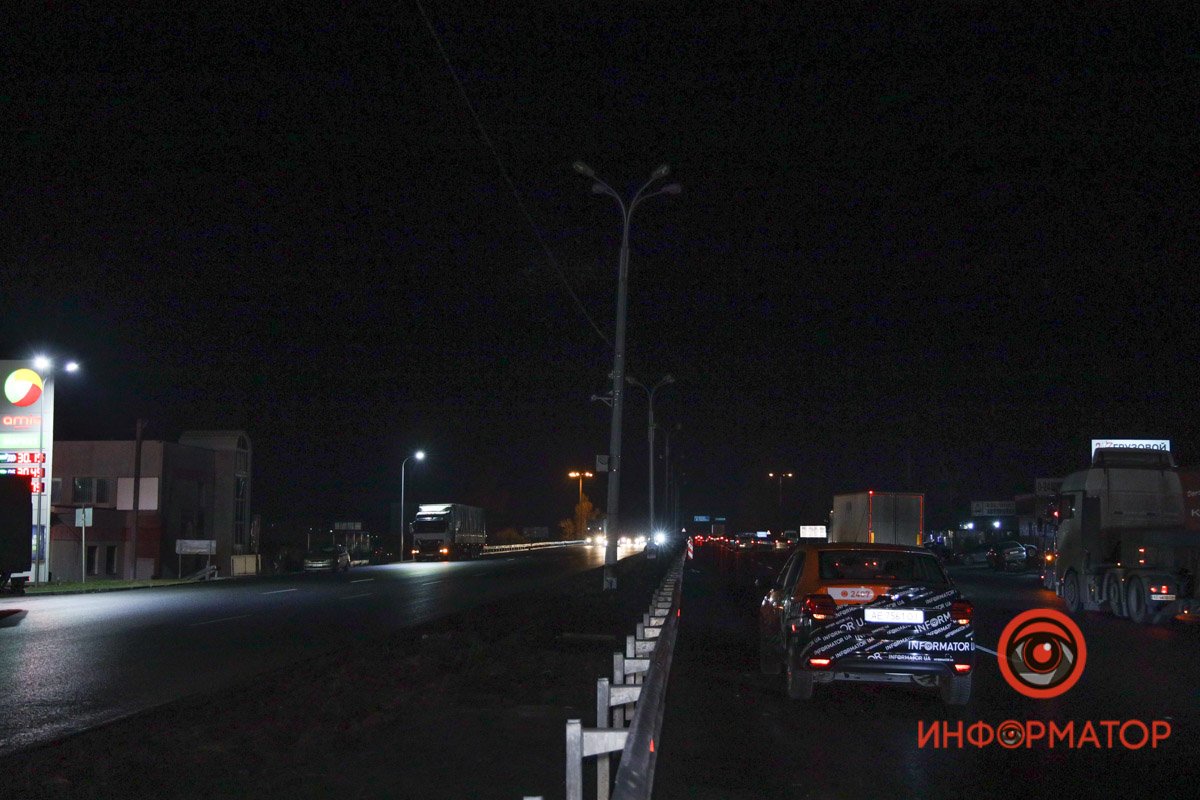 Фонарь устал