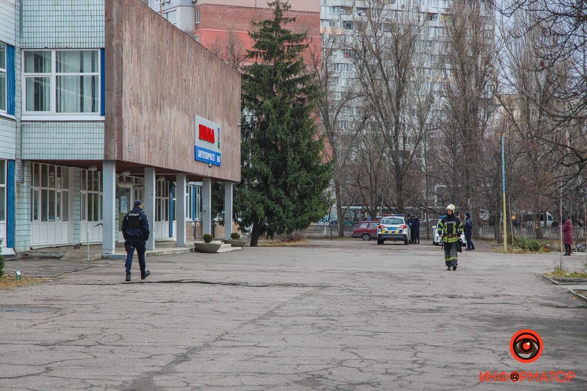 Сообщение о минировании поступило практически в одно и тоже время 