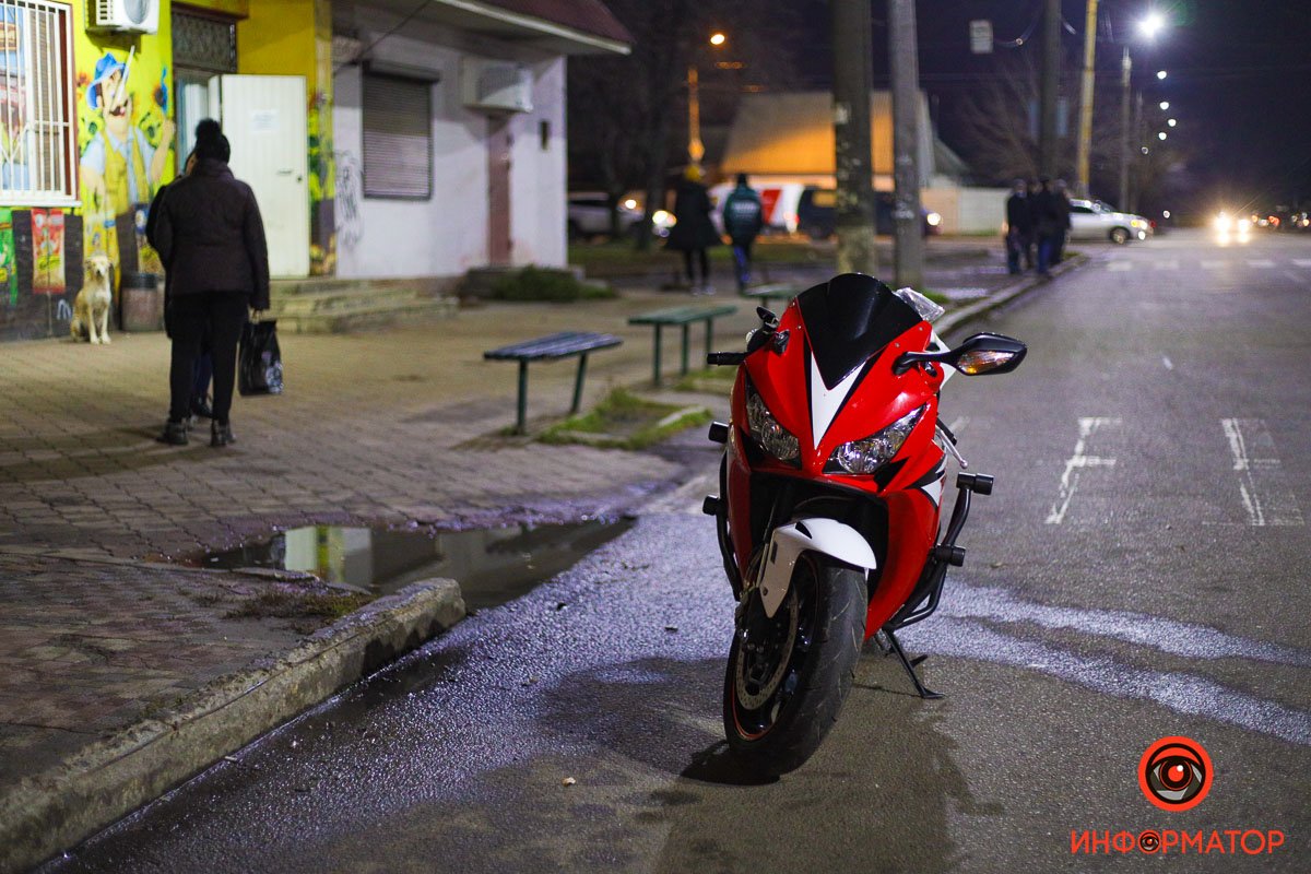 На улице Криворожской сбили девочку На улице Криворожской сбили девочку