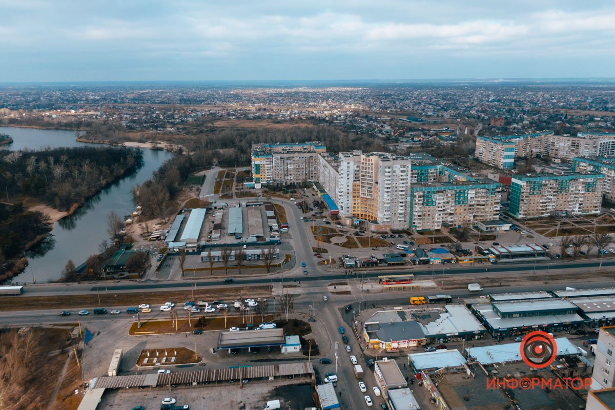 Он улучшил сообщение левого берега Днепра с правым