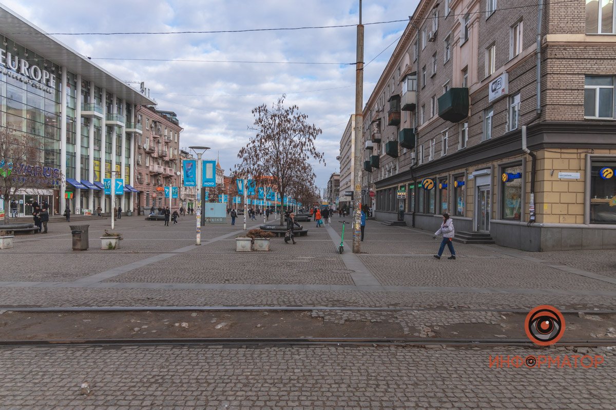 Парковка в неположенном месте не только мешает свободному передвижению жителям Днепра, но и может повлечь серьезные последствия