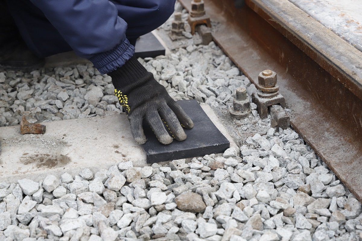 В Днепре стартовал ремонт стратегической ветки, по которой на маршруты ежедневно выходит почти 90% подвижного состава трамваев 3