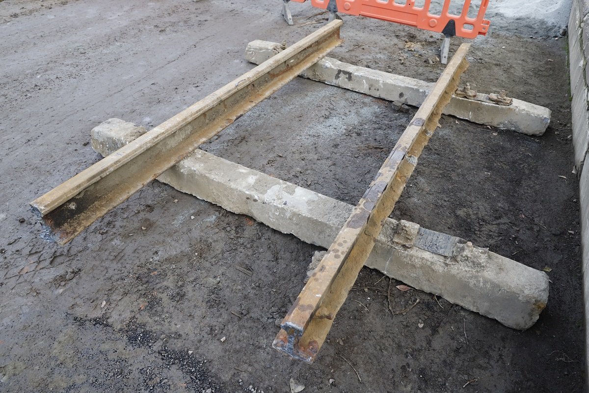 В Днепре стартовал ремонт стратегической ветки, по которой на маршруты ежедневно выходит почти 90% подвижного состава трамваев 10