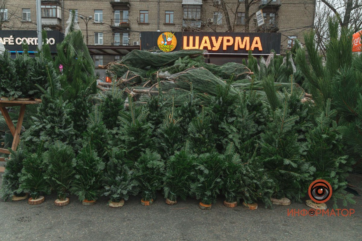 Сочетание вывески и ассортимента Сочетание вывески и ассортимента