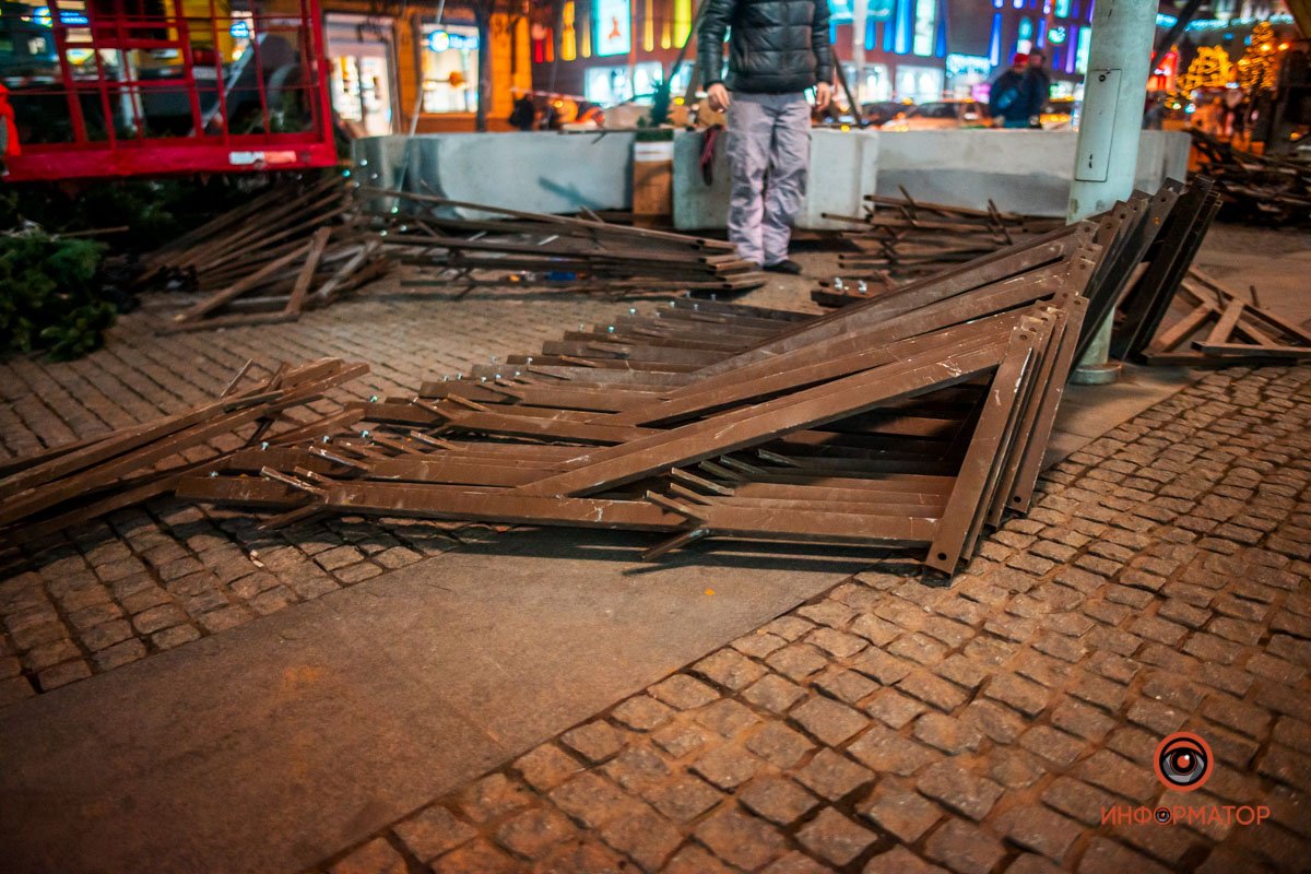 Из сотен деталей Из сотен деталей