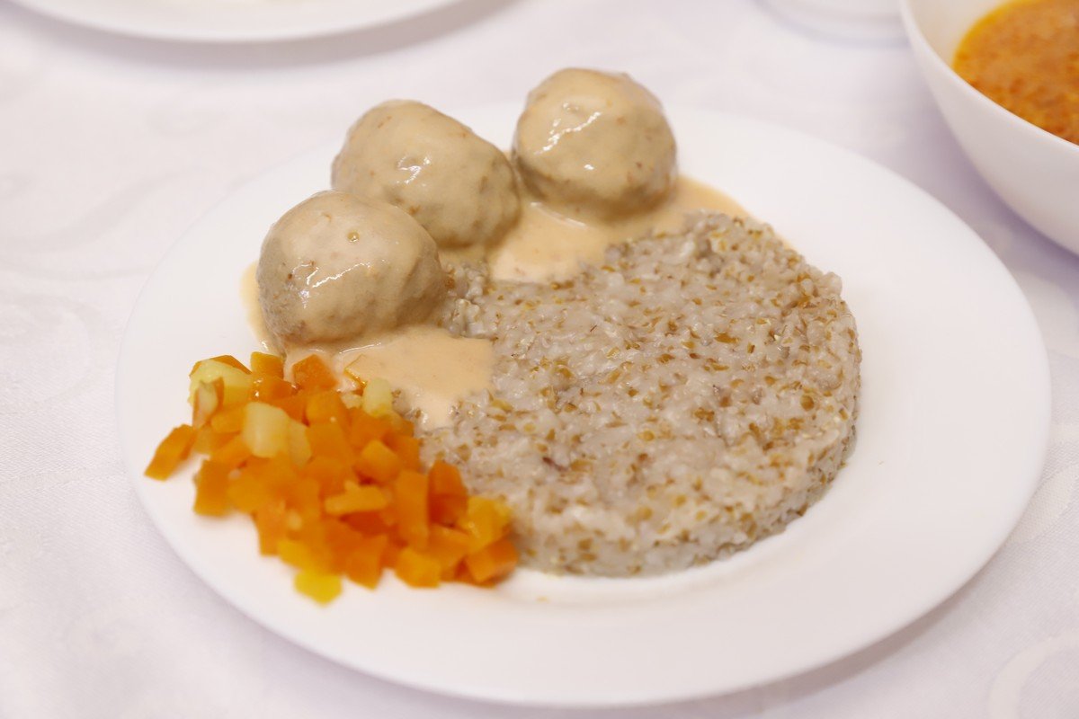 Новые нормы питания для школьников и дошкольников Новые нормы питания для школьников и дошкольников