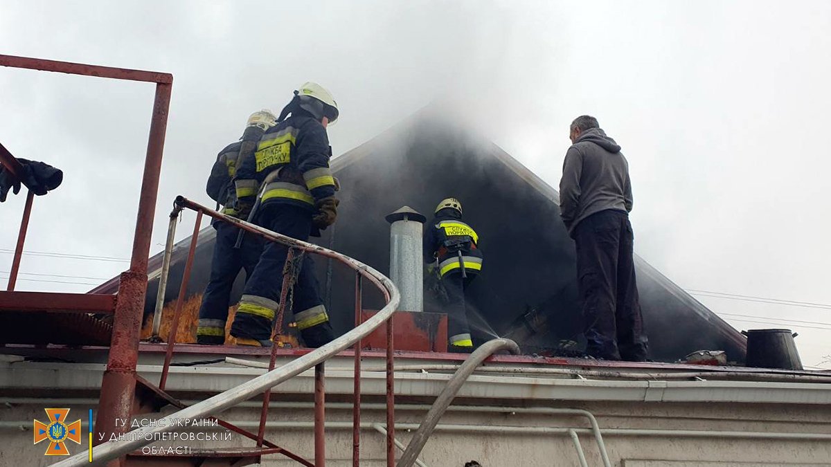 В Днепре на Ивана Выговского горел частный дом 1