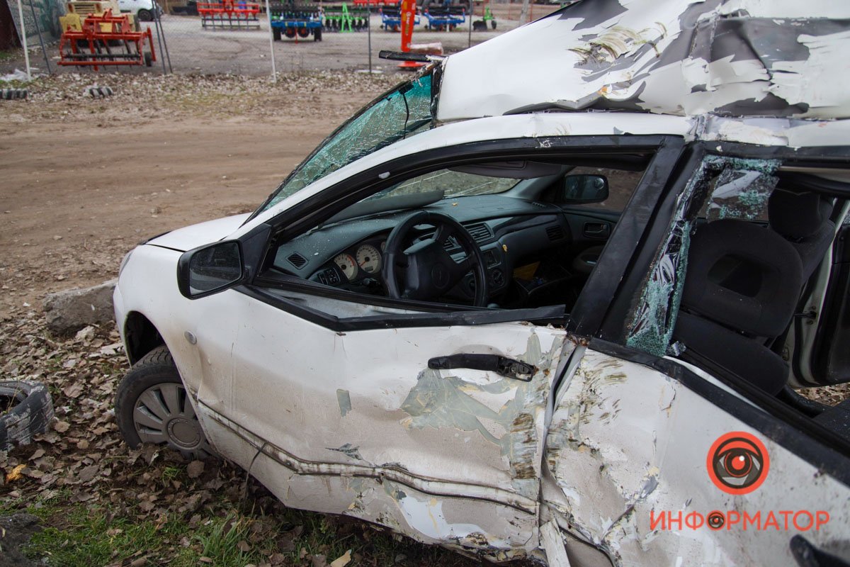 Авто получило серьезные повреждения Авто получило серьезные повреждения