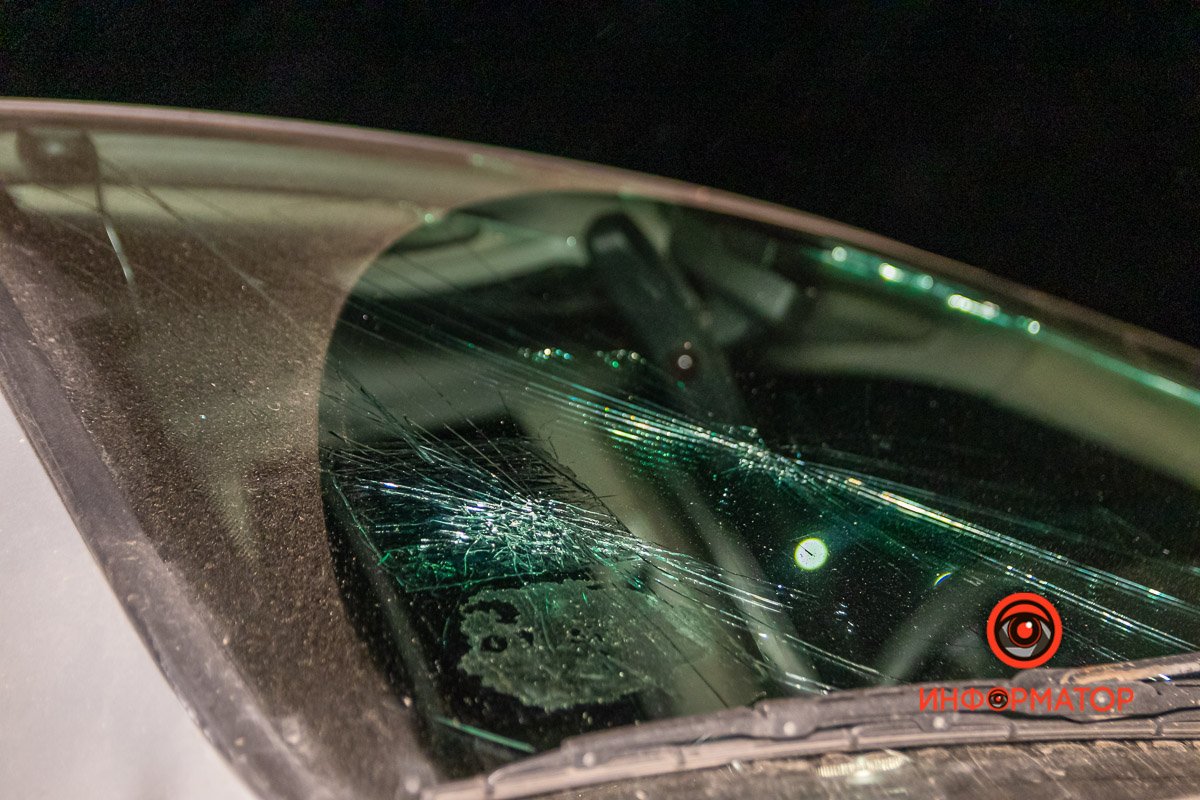 Лобовое стекло BMW Лобовое стекло BMW