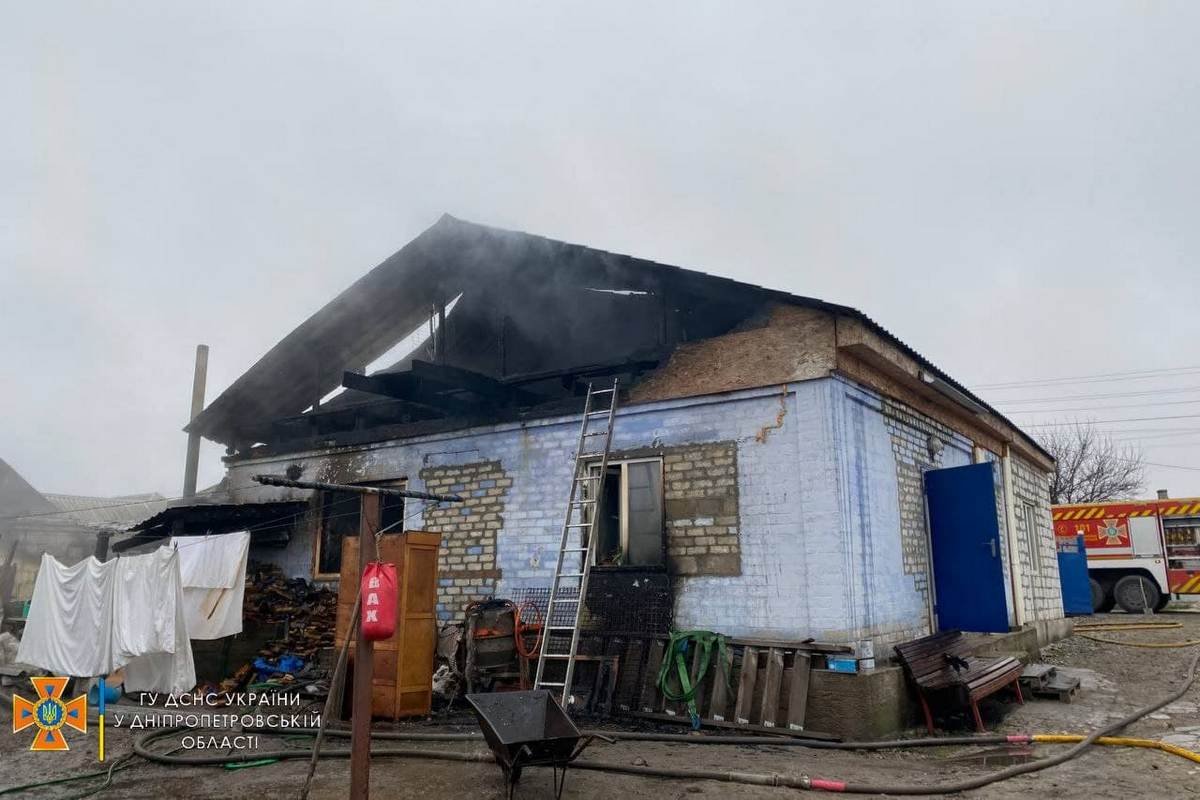 Последствия пожара в АНД районе Днепра