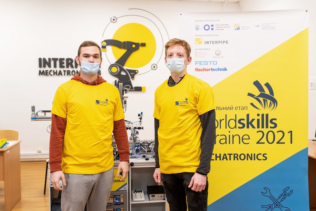 При поддержке ИНТЕРПАЙП в Днепре прошли WorldSkills Ukraine по мехатронике 1