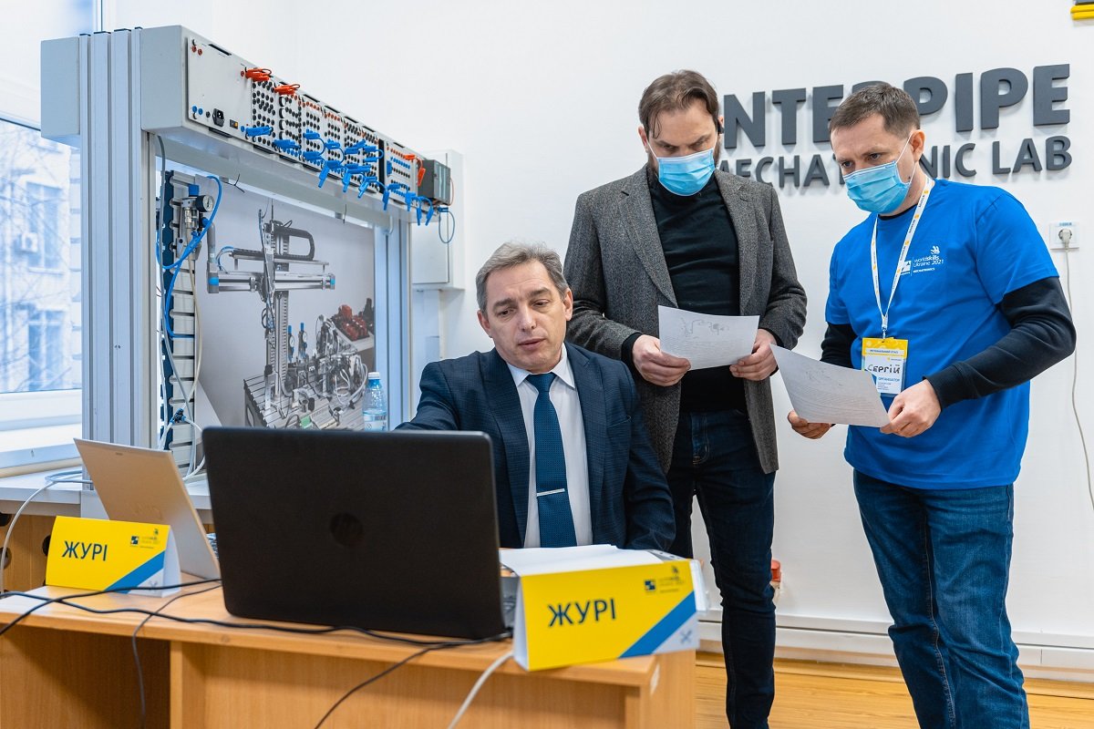 При поддержке ИНТЕРПАЙП в Днепре прошли WorldSkills Ukraine по мехатронике 8