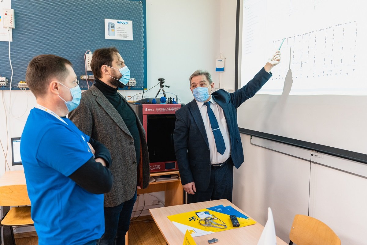 При поддержке ИНТЕРПАЙП в Днепре прошли WorldSkills Ukraine по мехатронике 9