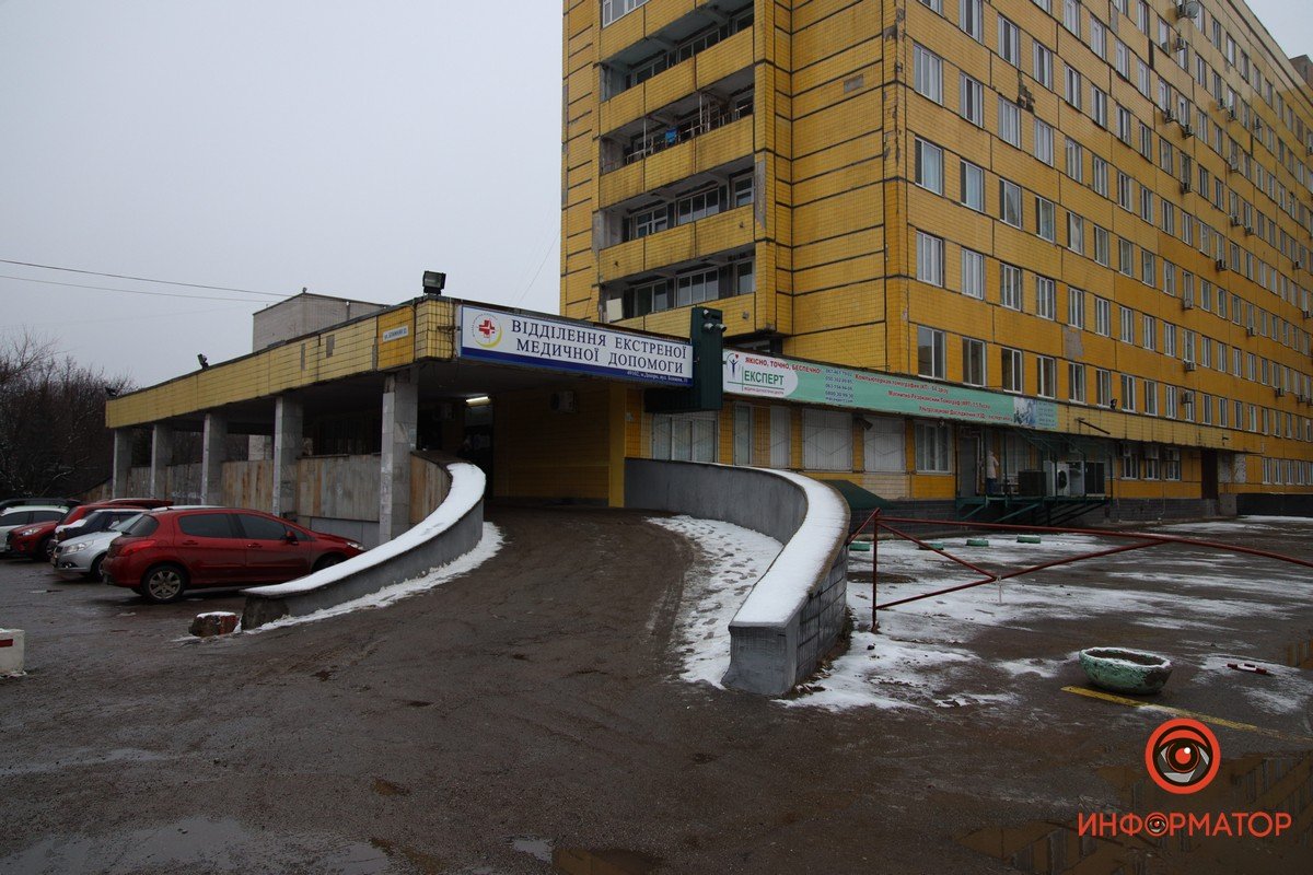 В Днепре мужчина выпрыгнул с 7 этажа больницы и выжил 1