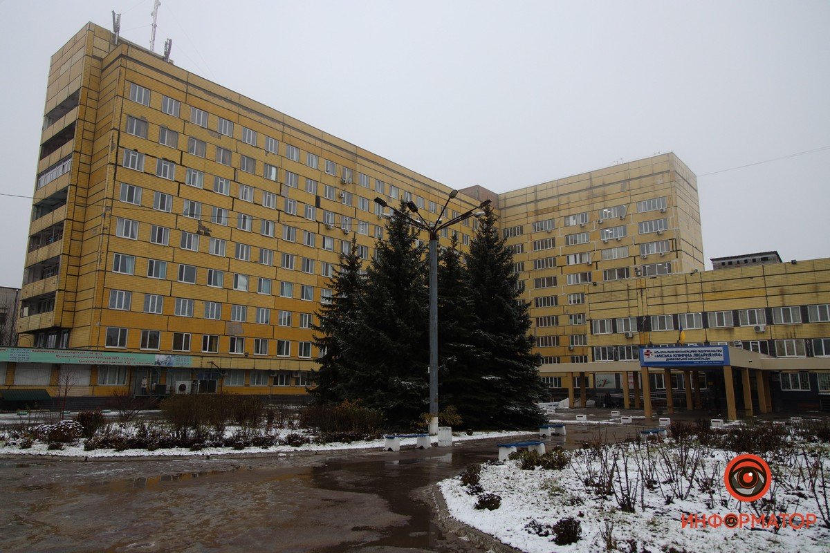 В Днепре мужчина выпрыгнул с 7 этажа больницы и выжил 7