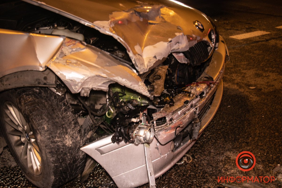 Повреждения автомобиля BMW