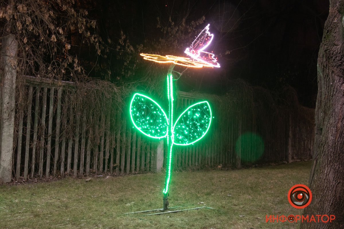 Мы дети киберпанка, в наших венах - свет неоновых вывесок