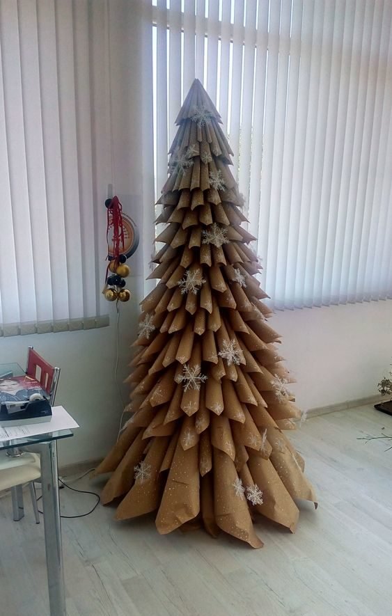 Топ идей, чем заменить живую елку 3