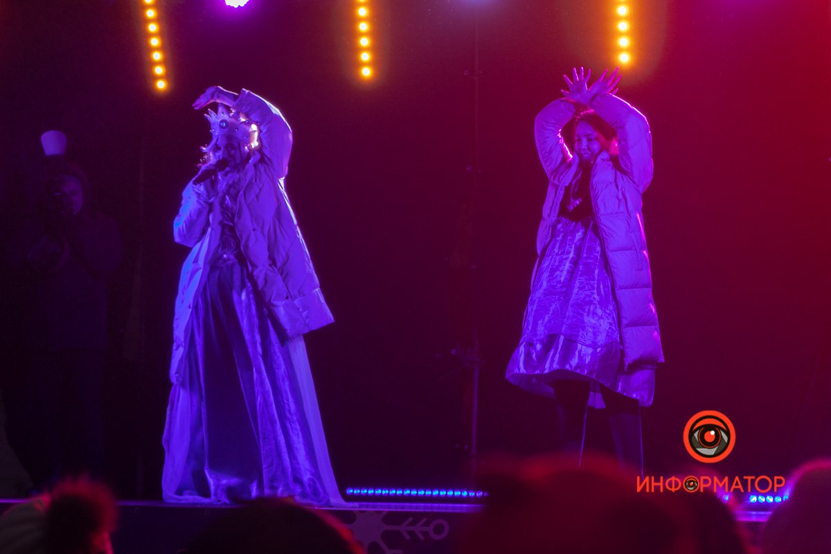 В Днепре на Северном открыли обновленный сквер и весело отпраздновали День святого Николая 9