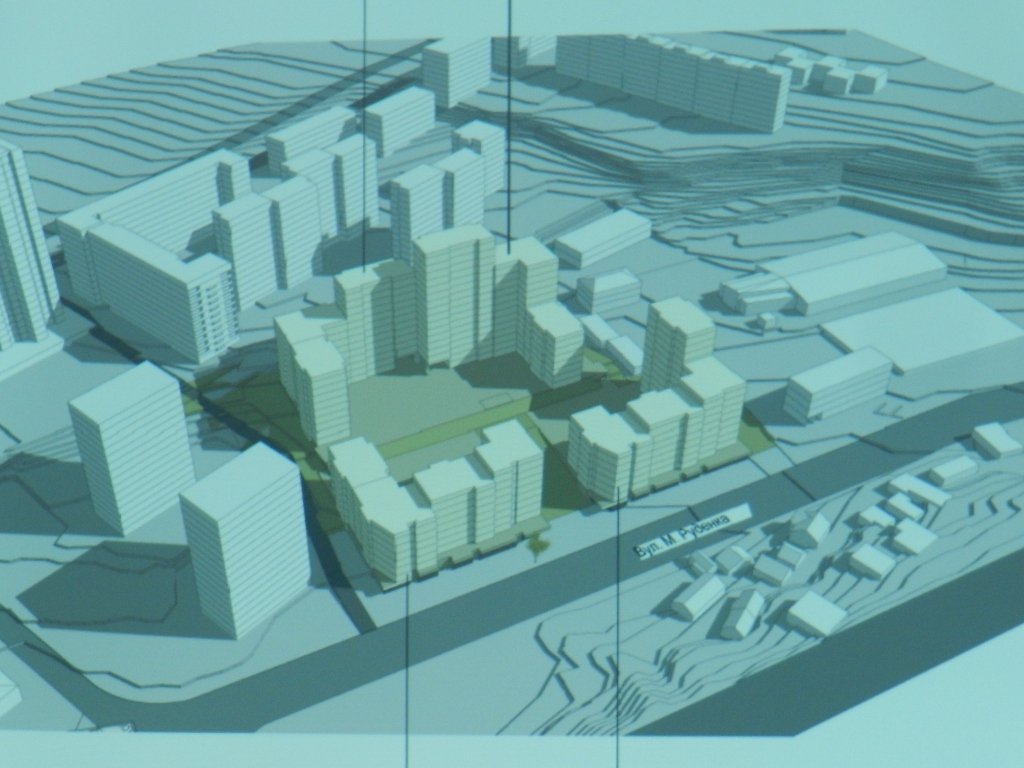 На 1210 жильцов