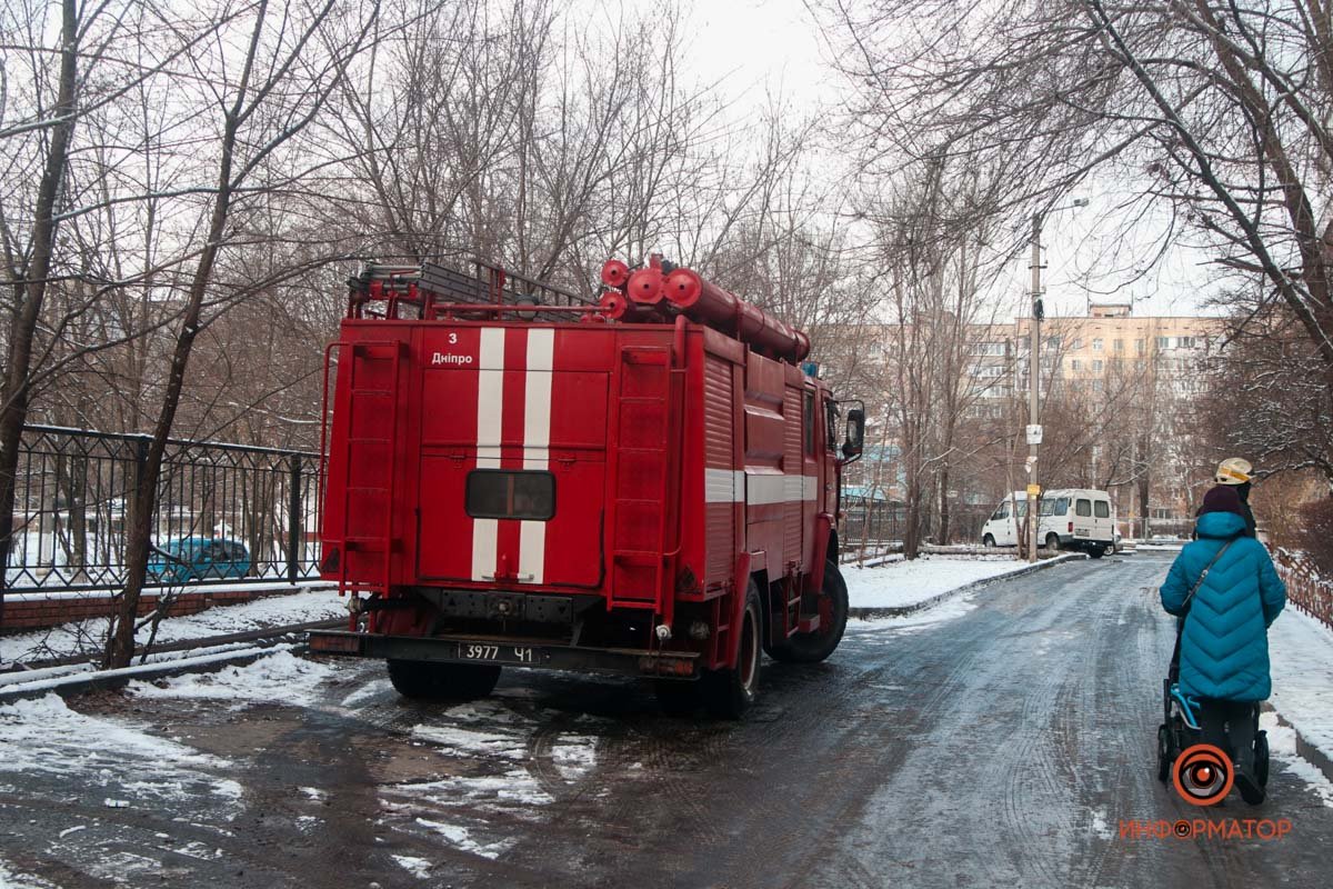 На место прибыли спасатели