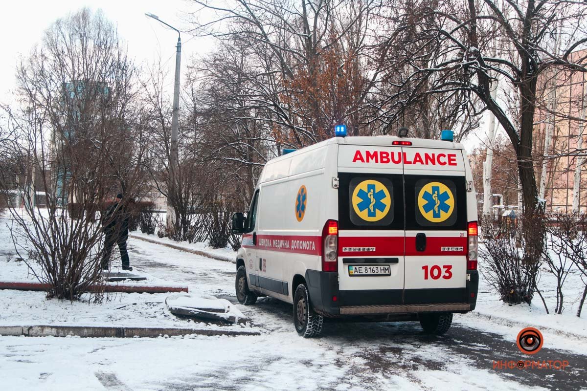 На месте дежурят специалисты