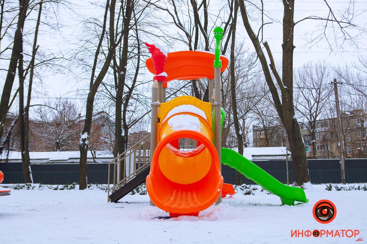 Кататься скоро будем на санках Кататься скоро будем на санках