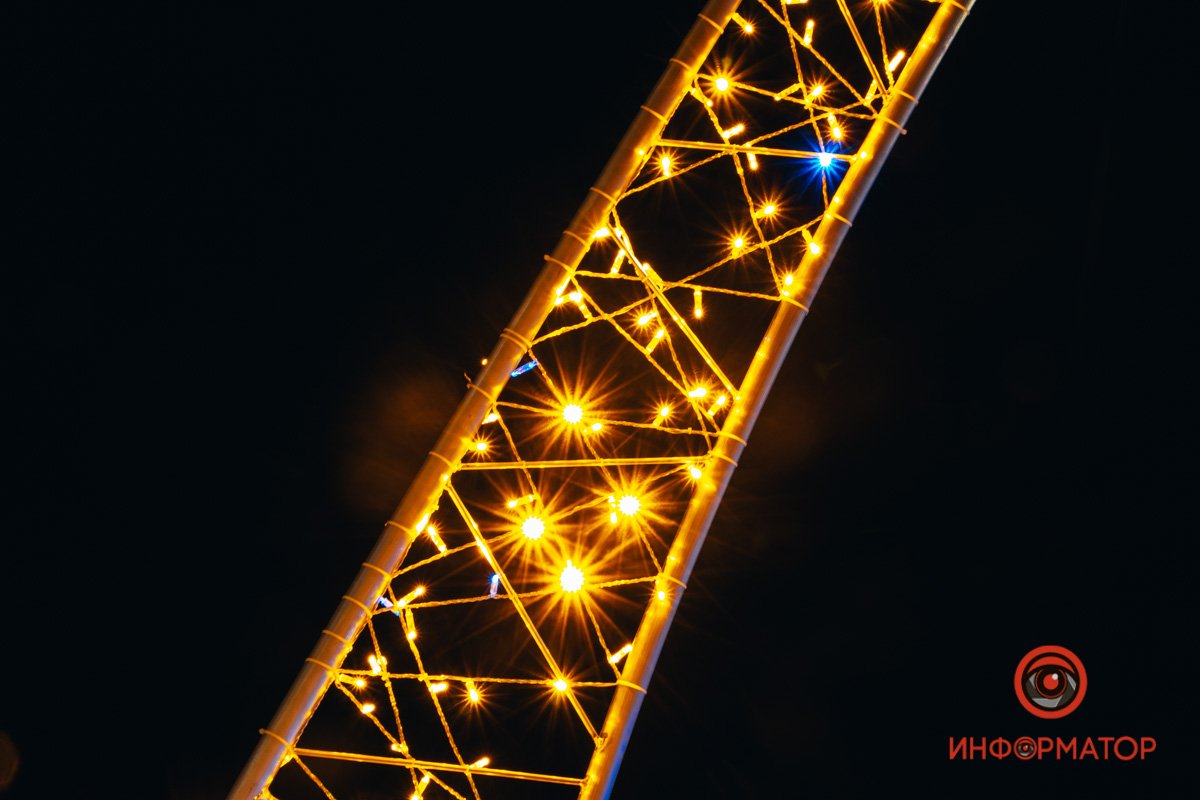 Золотые снежинки 