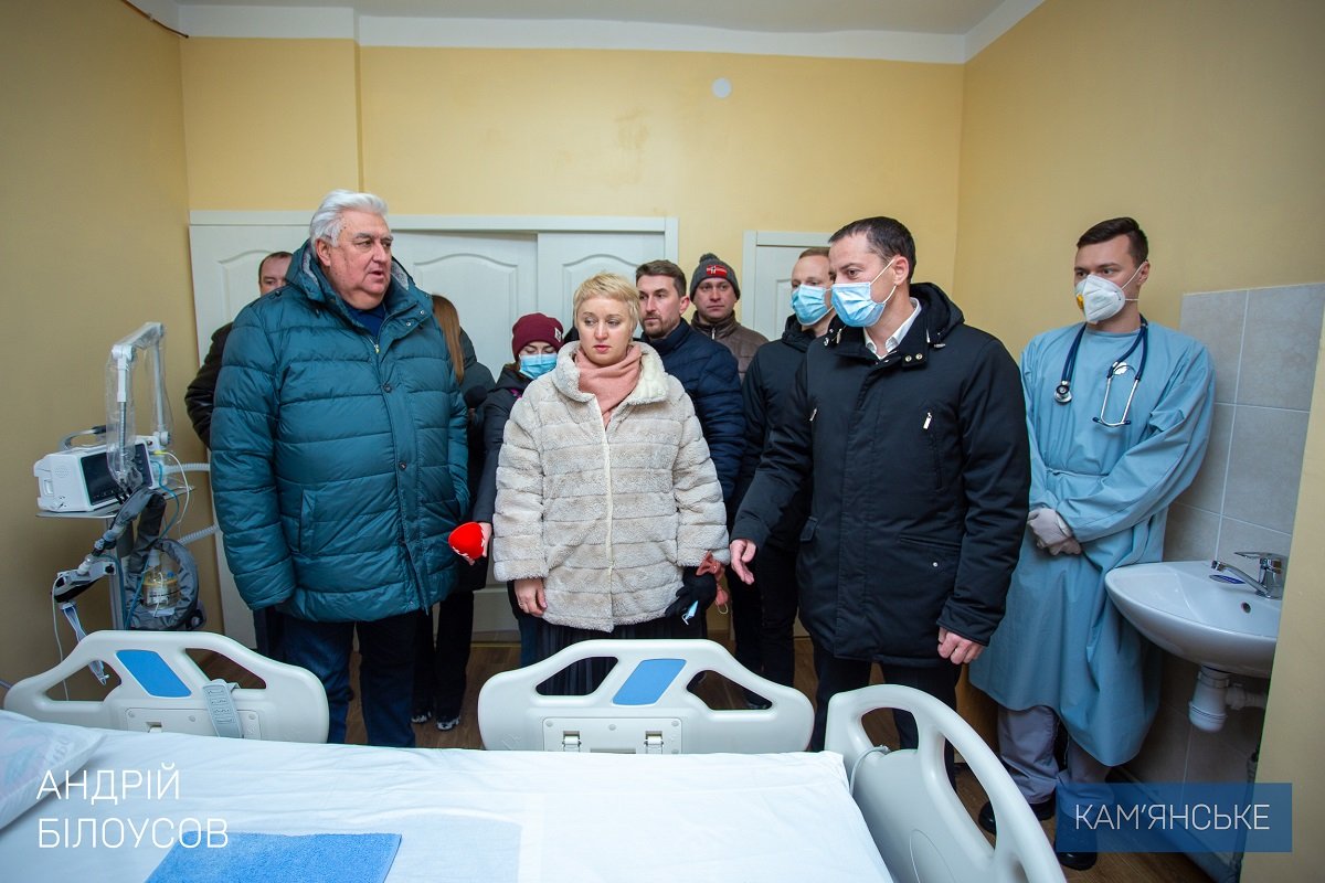 В Каменской городской больнице №7 установили современную кислородную станцию 2