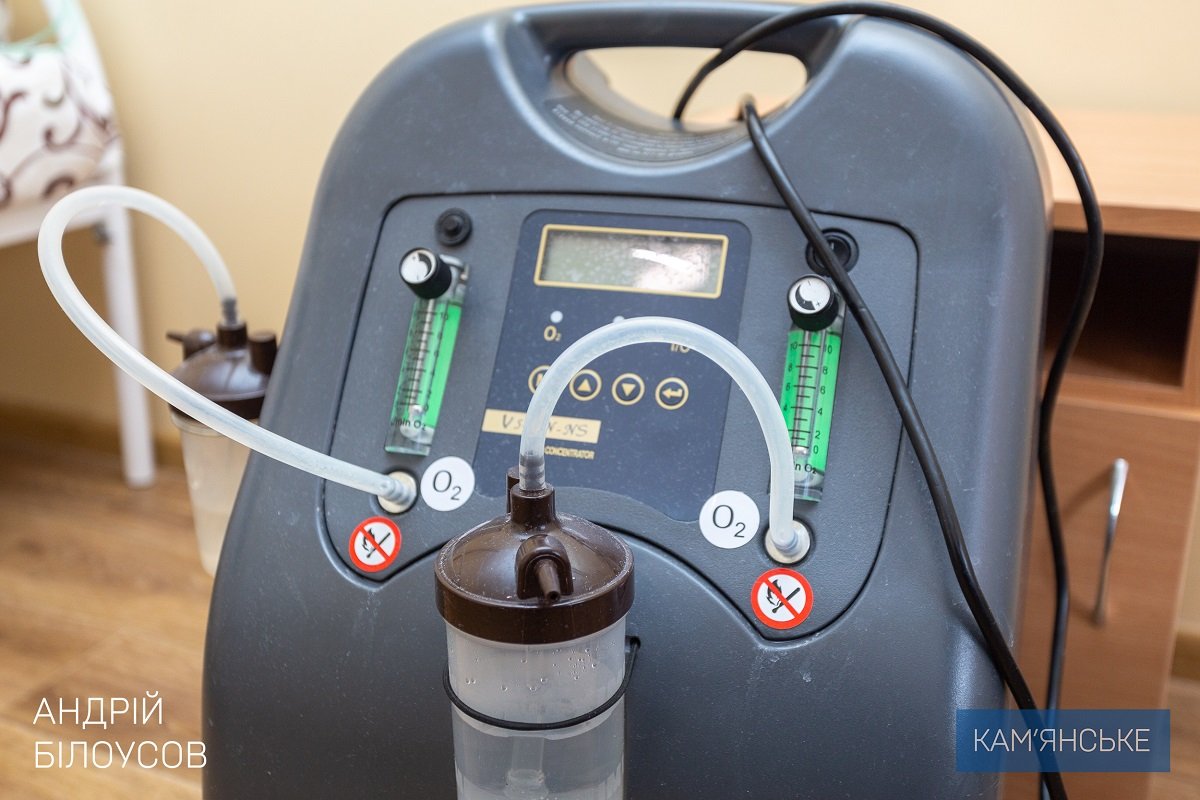 В Каменской городской больнице №7 установили современную кислородную станцию 6