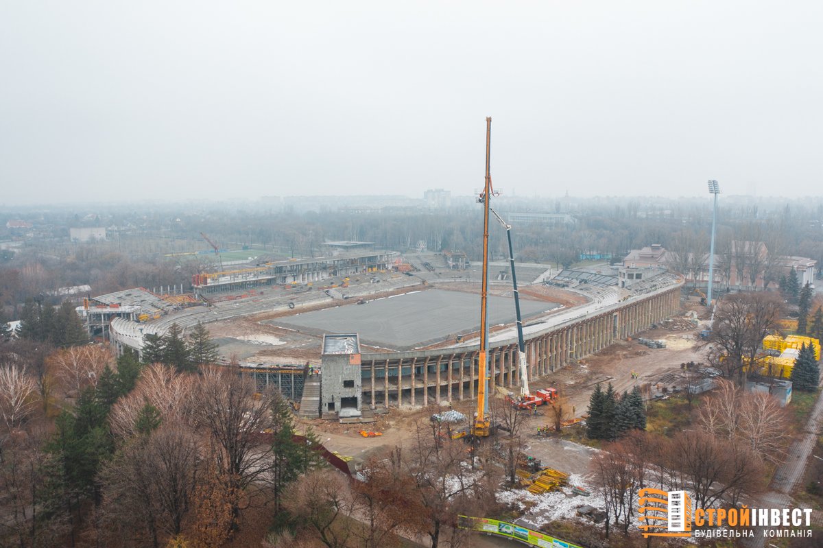 "Большое строительство" в Кривом Роге: что сделано на стадионе "Металлург" за этот год 8