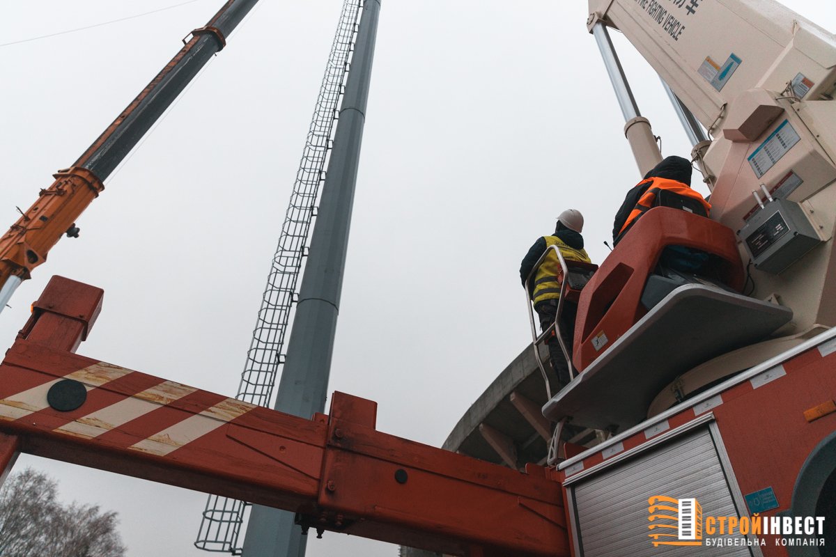 "Большое строительство" в Кривом Роге: что сделано на стадионе "Металлург" за этот год 10