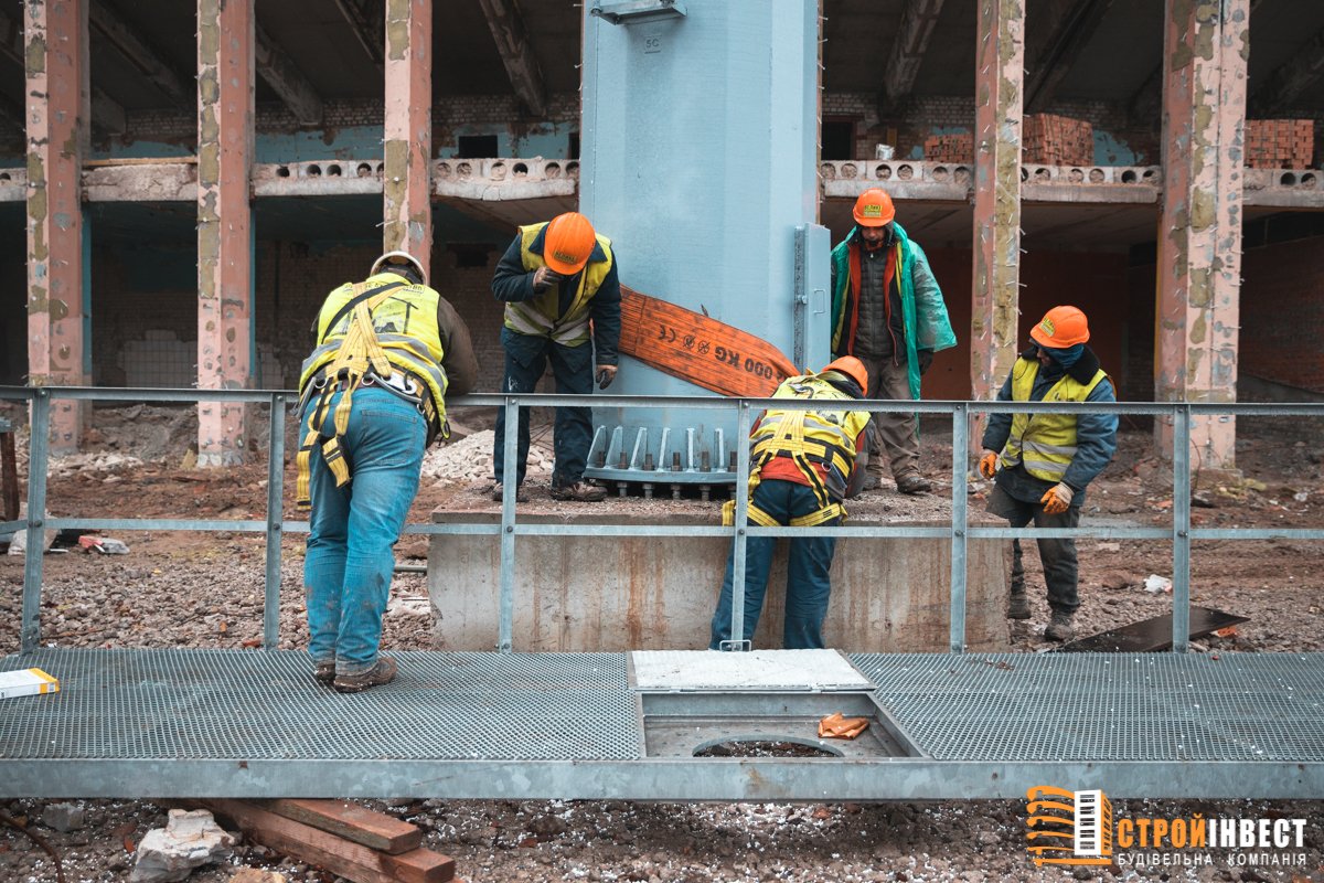 "Большое строительство" в Кривом Роге: что сделано на стадионе "Металлург" за этот год 15