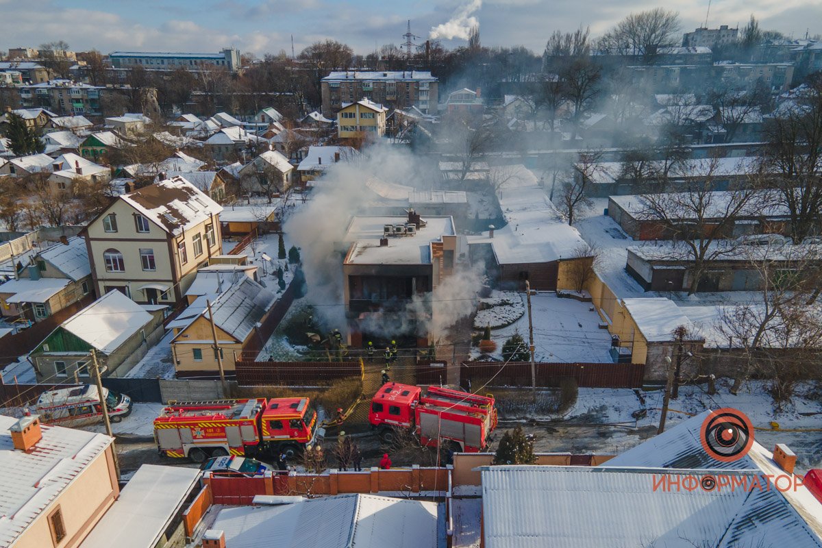 Огонь пытался разгореться снова