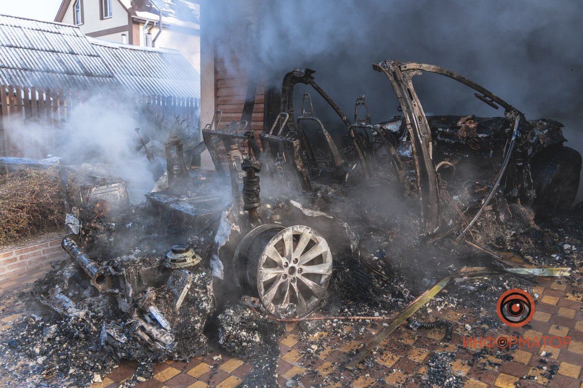 То, что осталось от машины