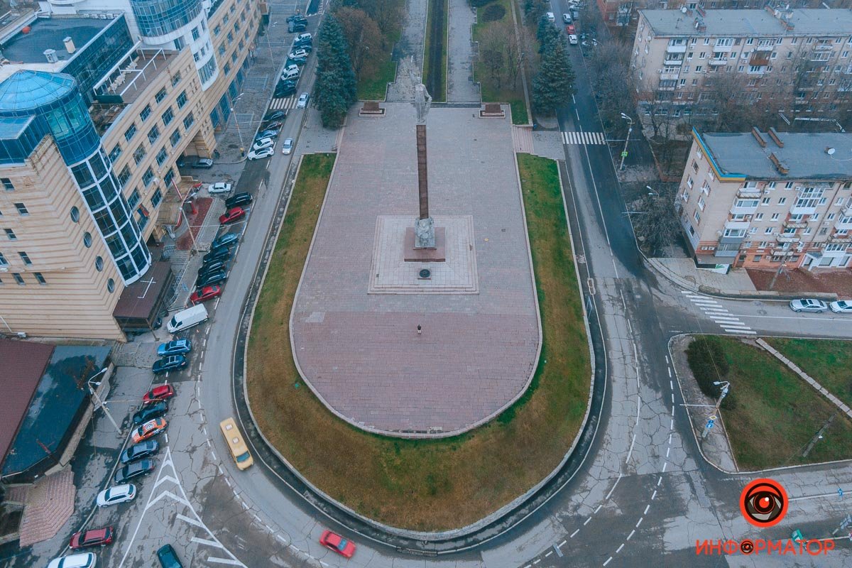 Местоположение - тоже