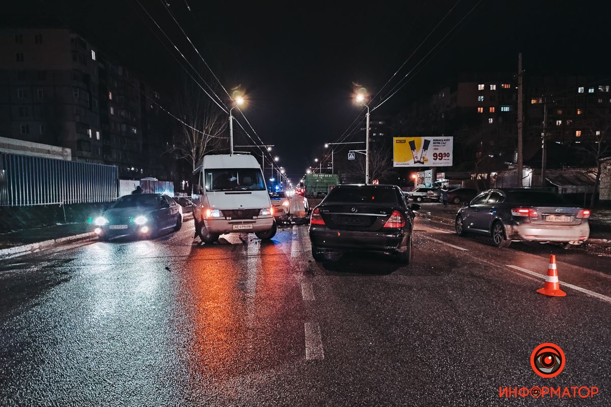 Пострадавшего забрала скорая помощь Пострадавшего забрала скорая помощь