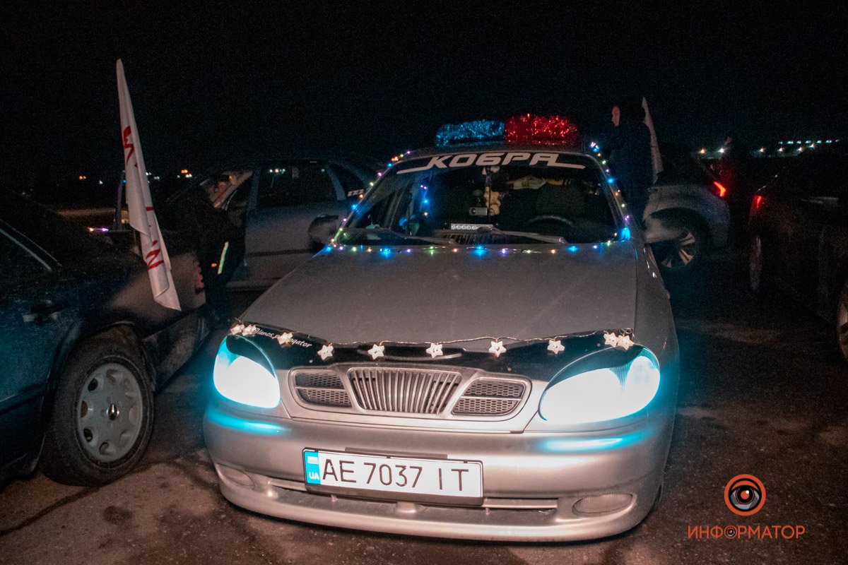 Новогодняя кобра Новогодняя кобра