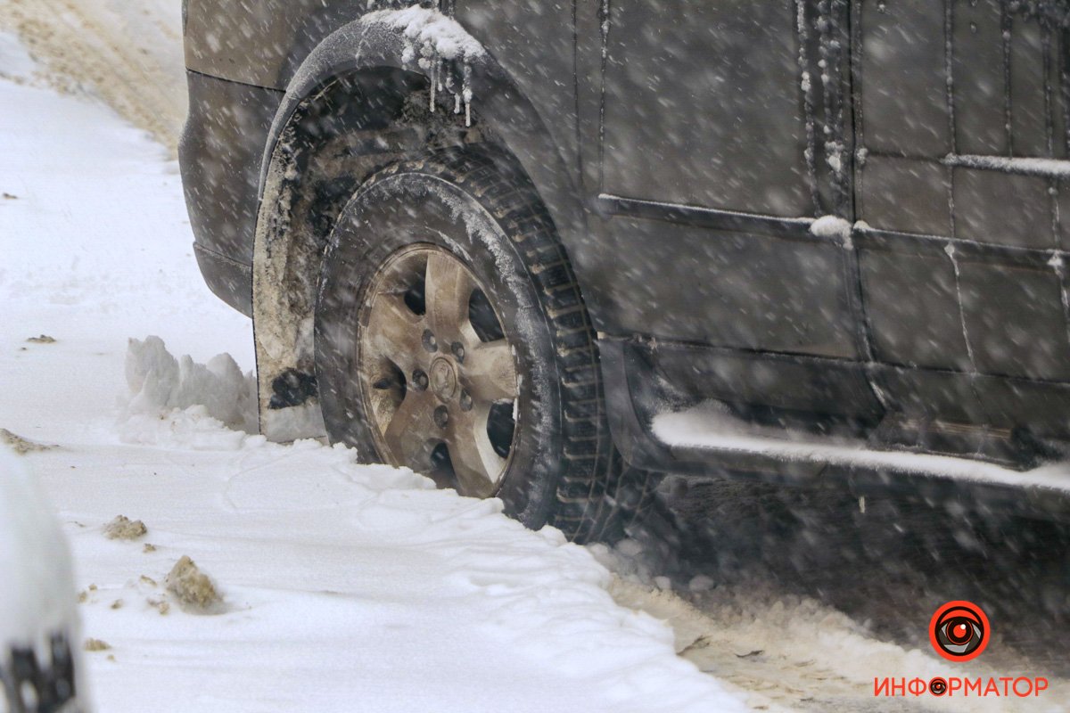 Приходится съезжать на обочину Приходится съезжать на обочину