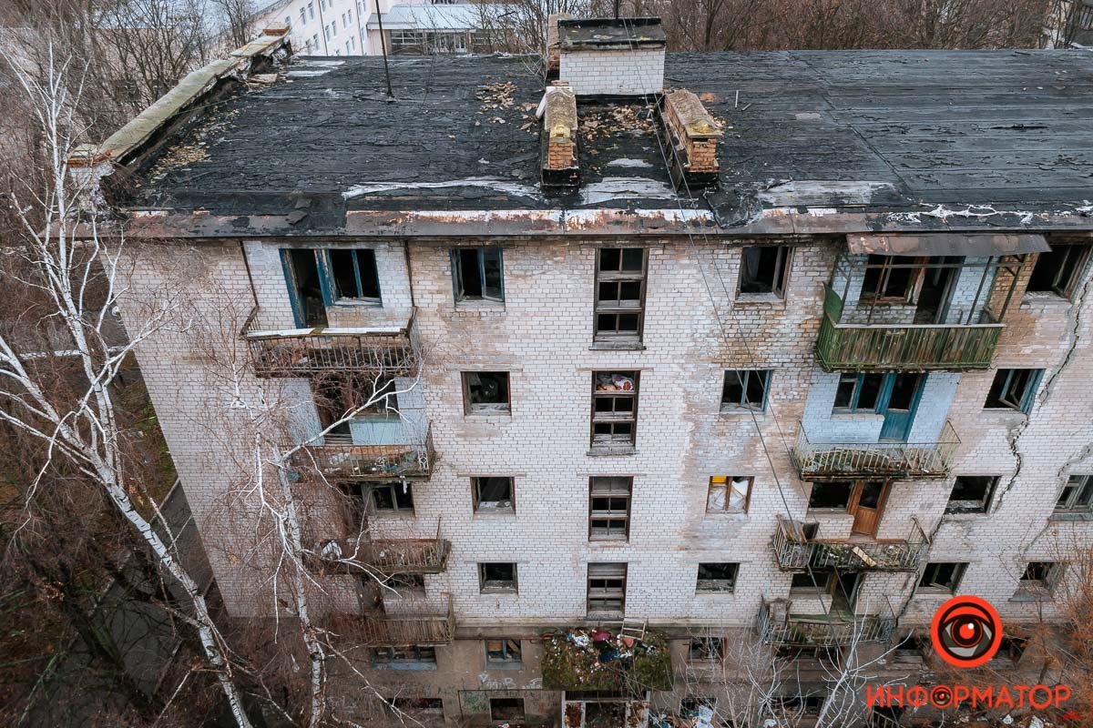 Приходит в упадок