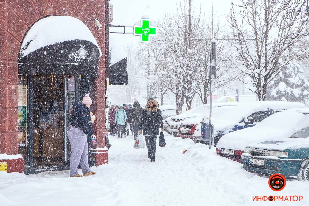 Фото красивого снегопада в Днепре: как зарядиться праздничным настроением 4