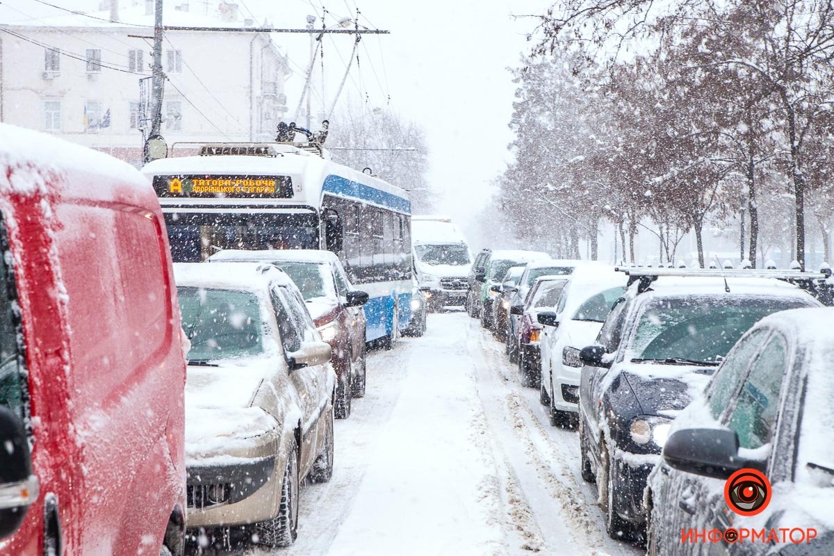 Фото красивого снегопада в Днепре: как зарядиться праздничным настроением 7